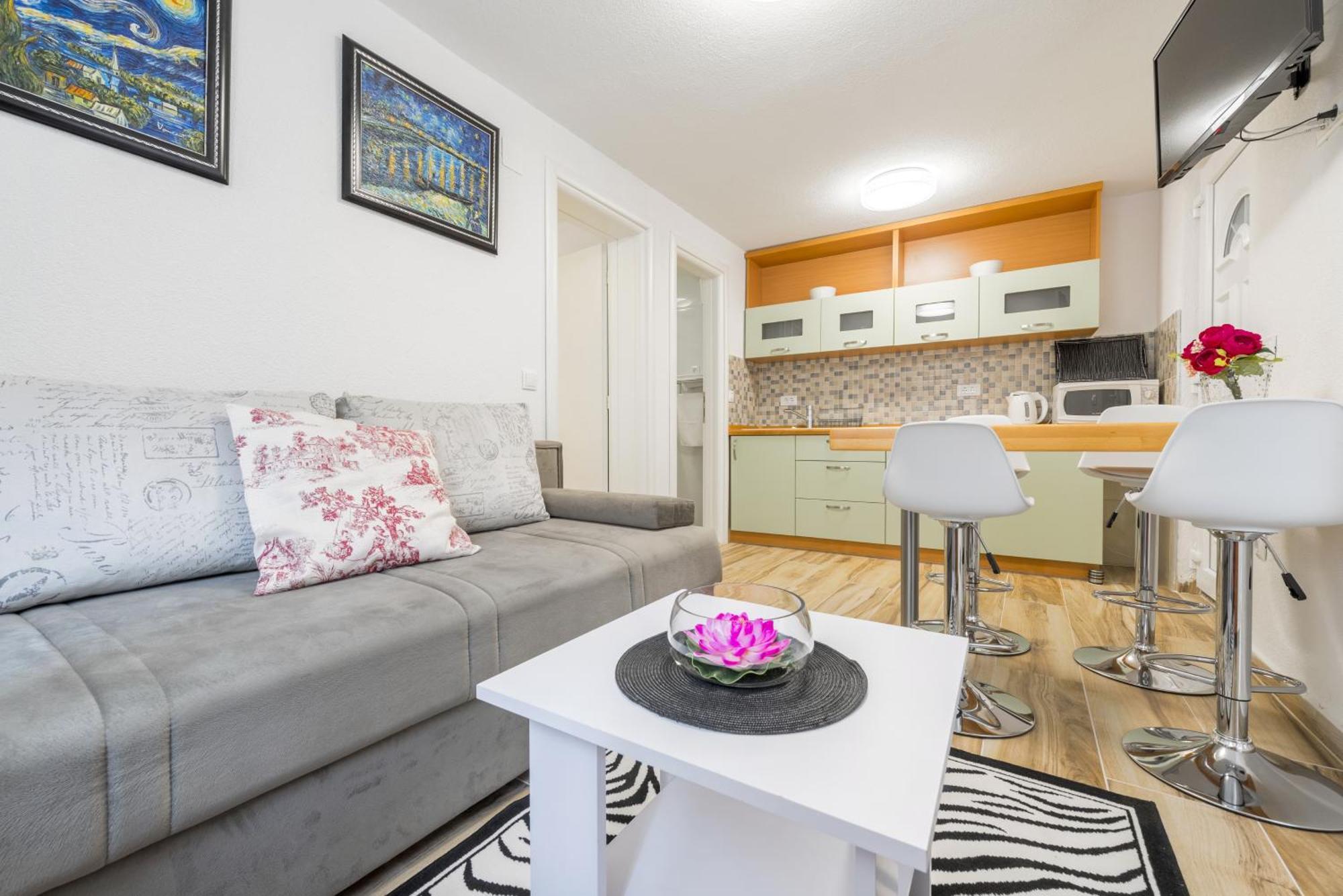 Apartments By The Sea Baska Voda, Makarska - 17570 部屋 写真